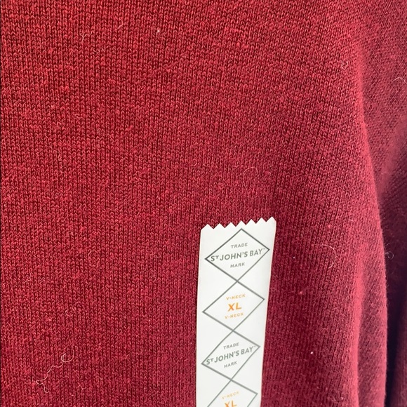 🖤 St Johns Bay men’s XL burgundy sweater vneck 🖤 - Picture 2 of 2